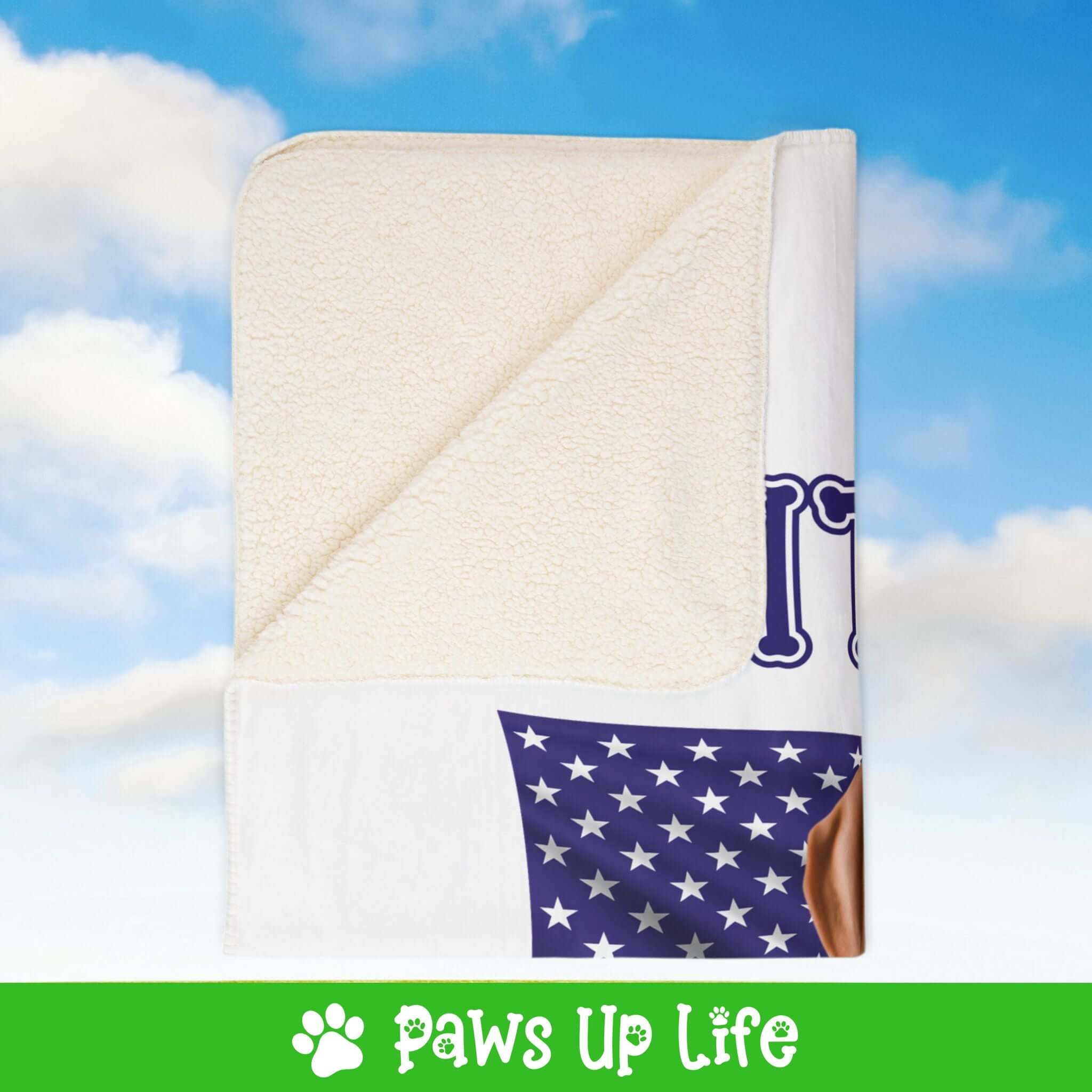 "United We Love" Vizsla Patriotic Fleece Sherpa Blanket - Perfect for Snuggling and Cozy Napping | Paws Up Life, LLC