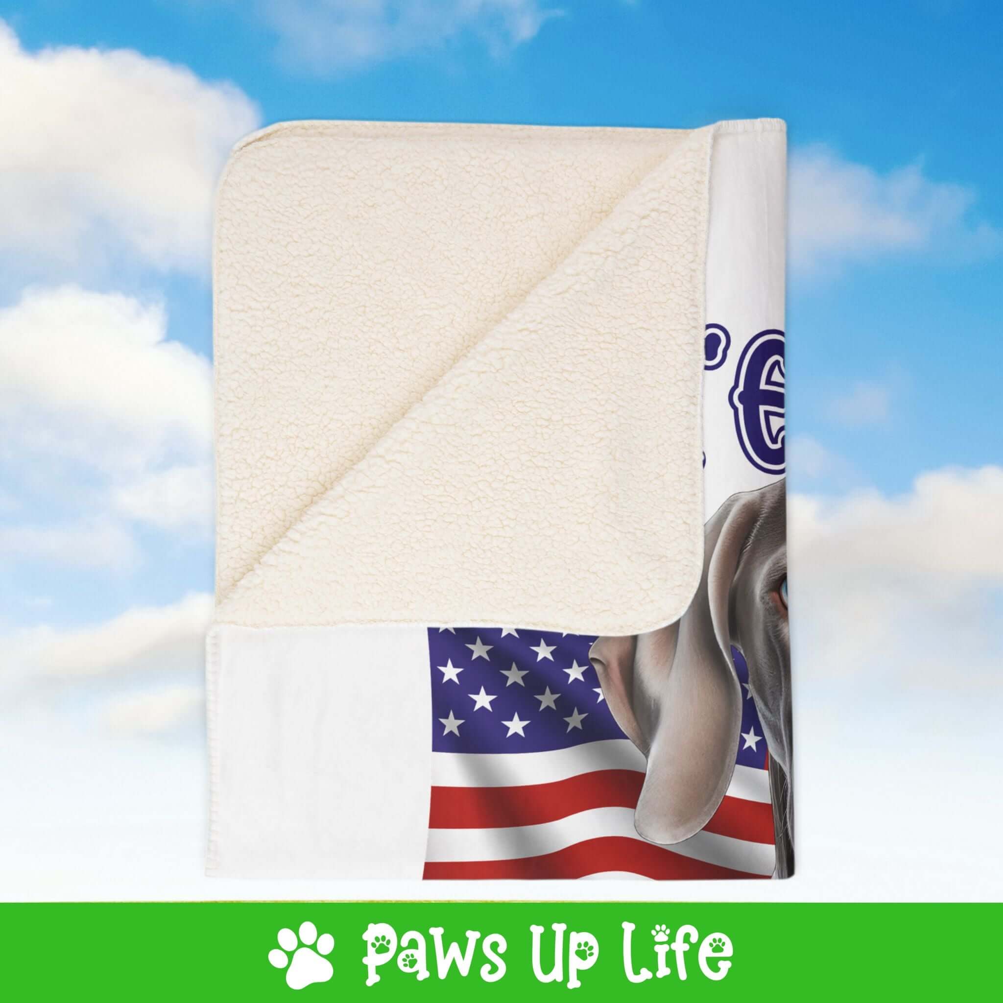 "United We Love" Weimaraner Patriotic Fleece Sherpa Blanket - Perfect for Snuggling and Cozy Napping